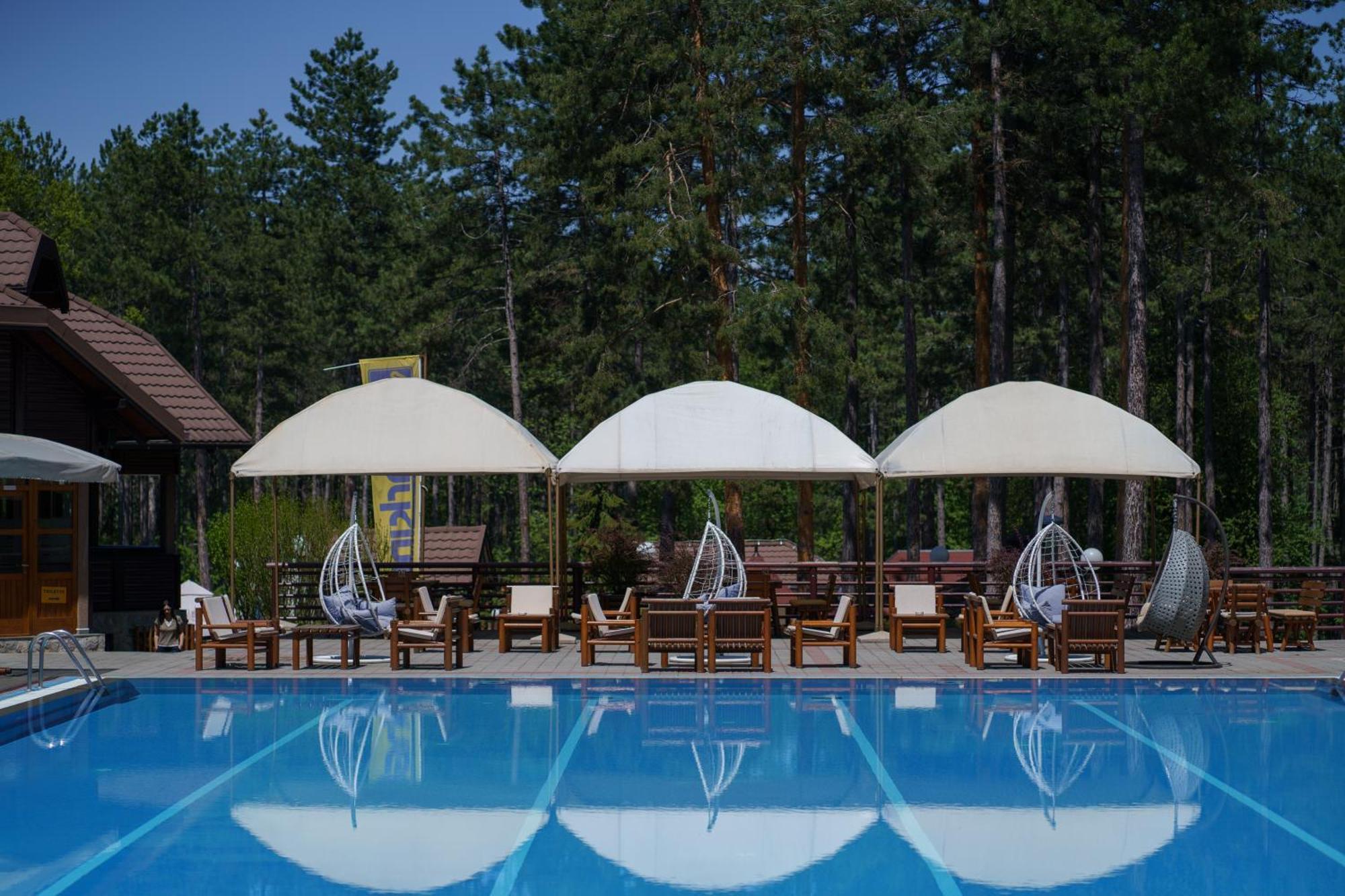 Hotel Zlatiborska Noc Ужице Экстерьер фото