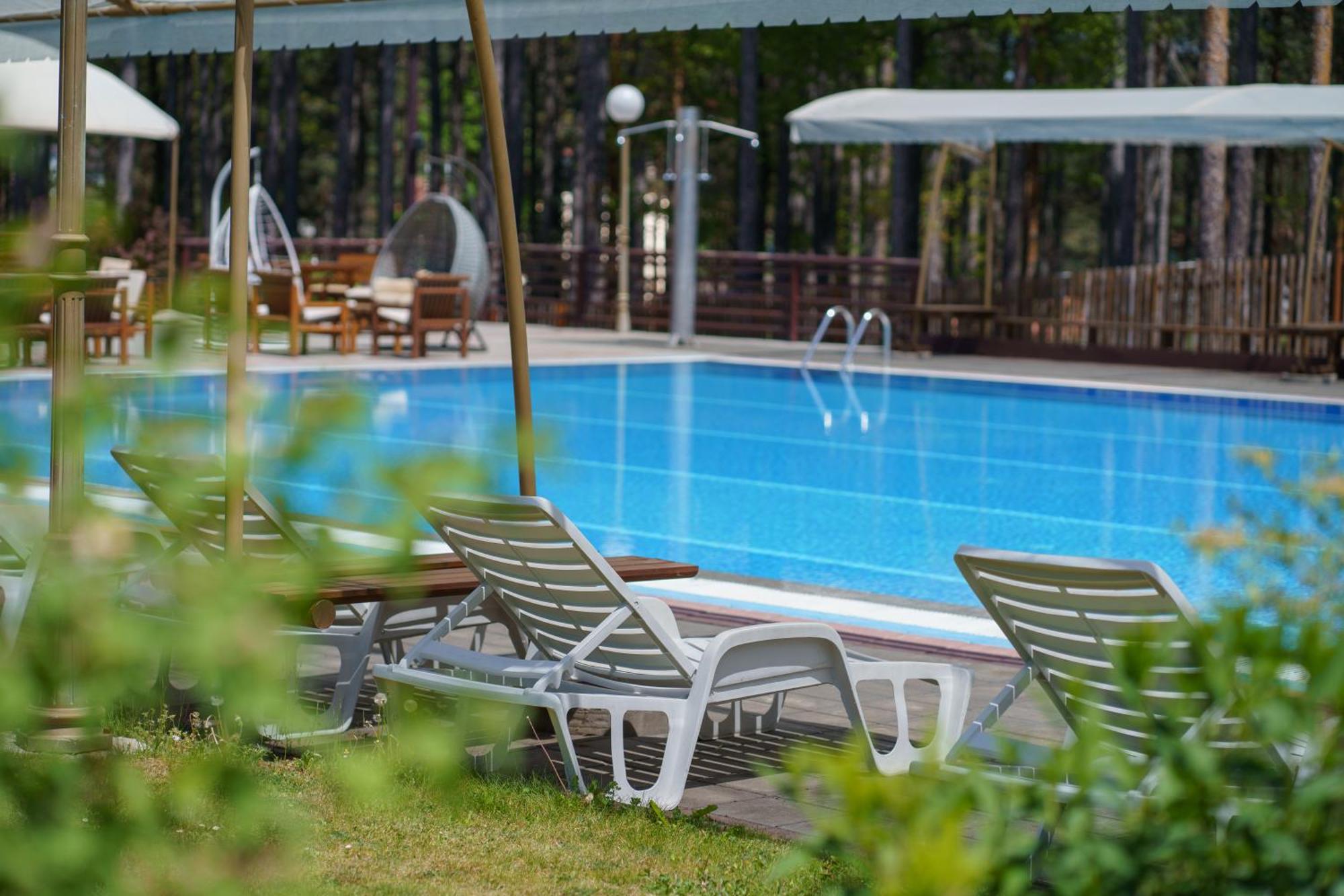 Hotel Zlatiborska Noc Ужице Экстерьер фото